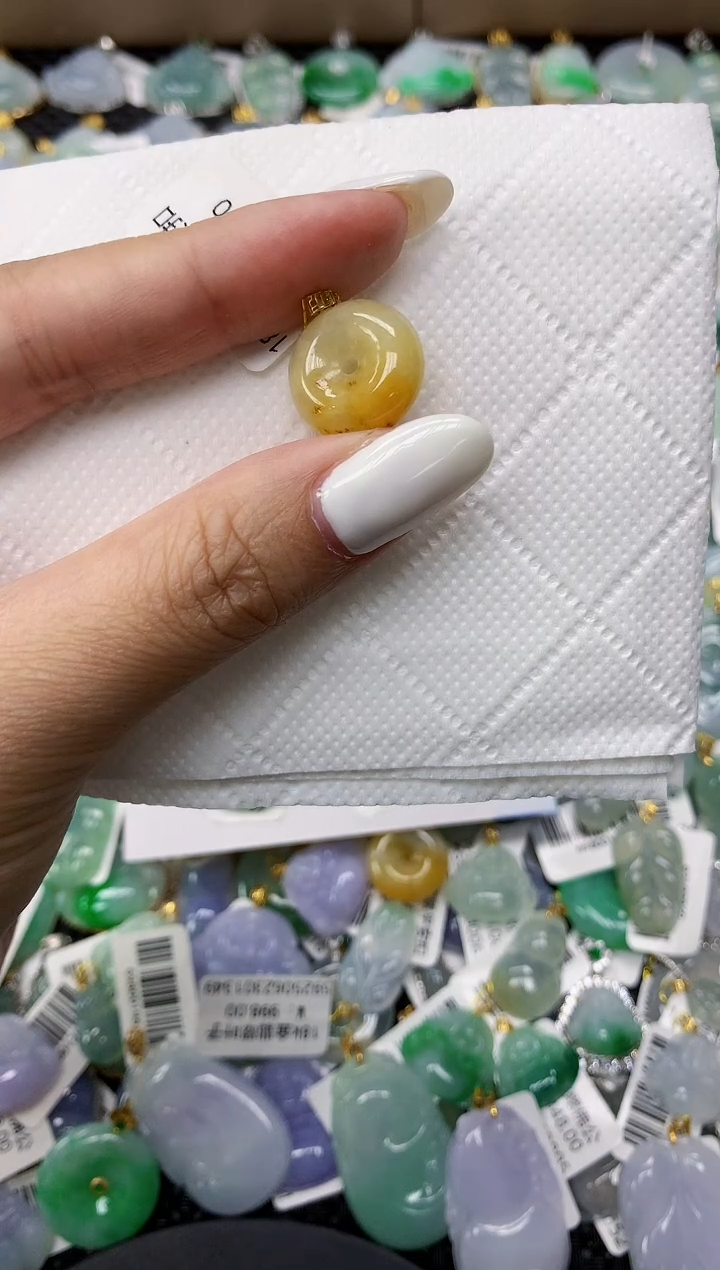 颈饰18K金镶嵌翡翠11111111111