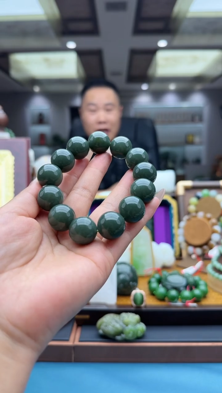 未镶嵌手串和田玉qml