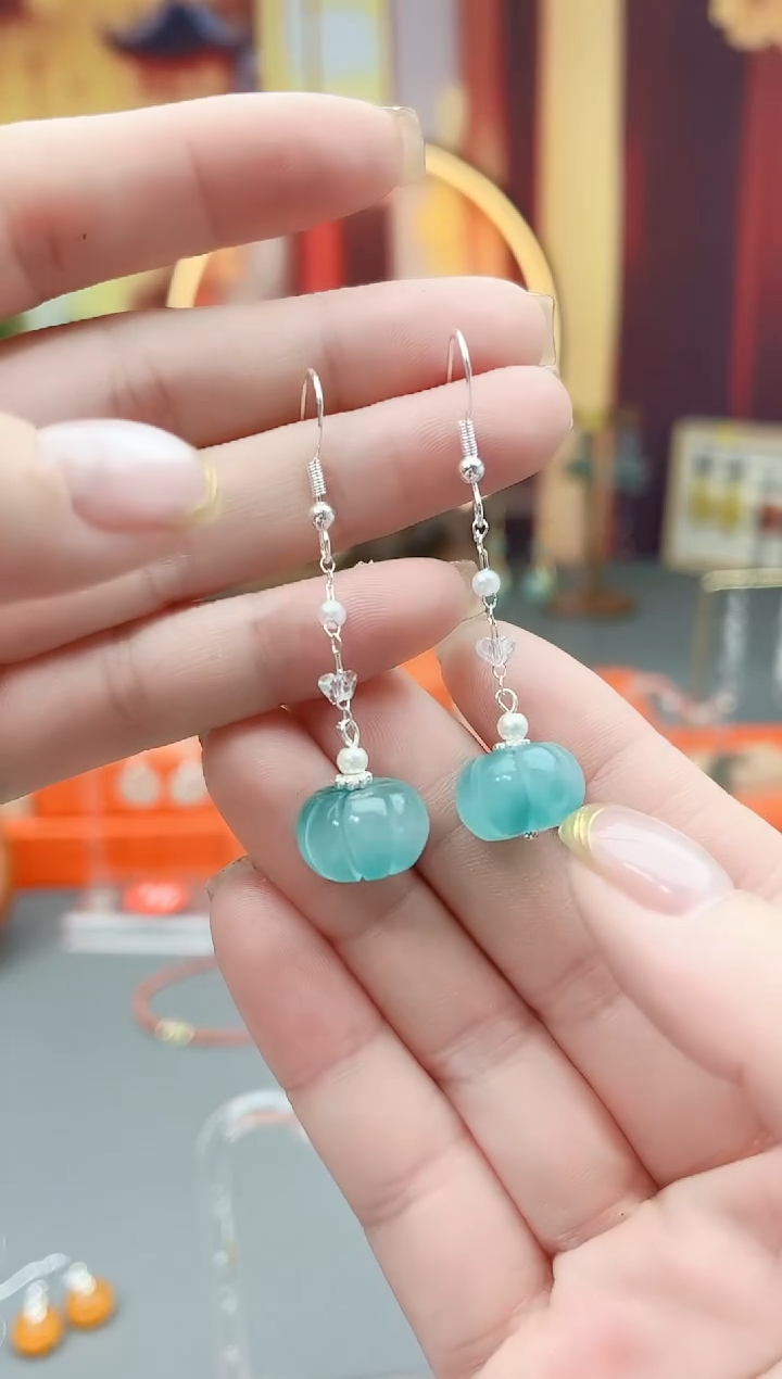 未镶嵌石英质玉（天山翠）耳饰W05 