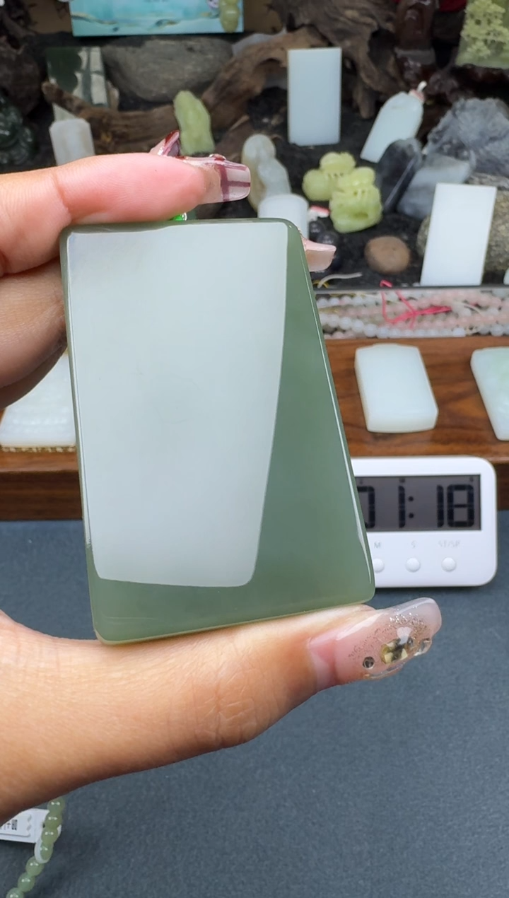 【闪购商品】和田玉颈饰未镶嵌菲菲