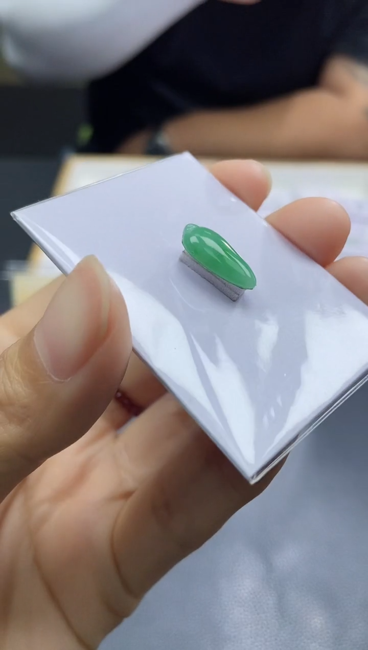【闪购商品】定制翡翠未镶嵌天然翡翠A货50