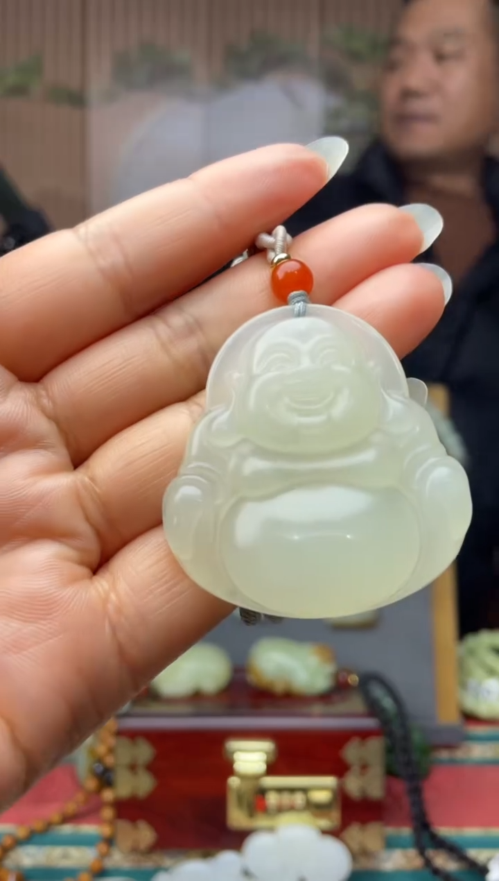 颈饰未镶嵌和田玉拍一发一