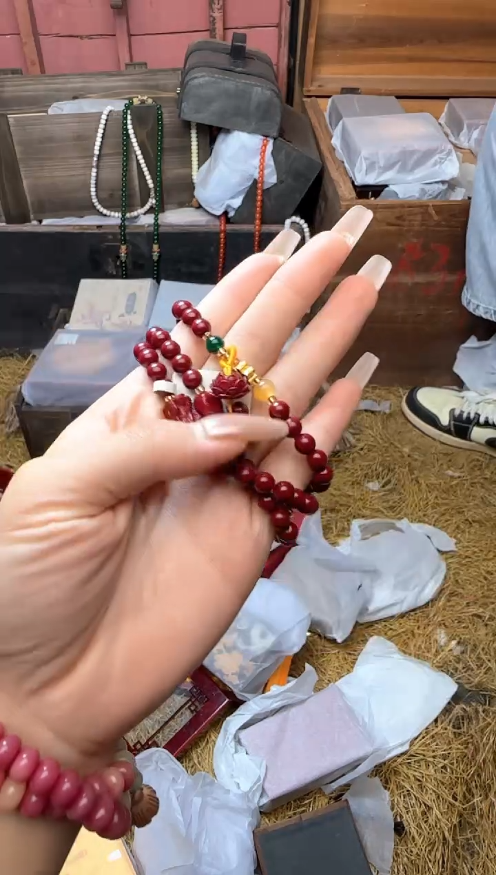 精美手串（无礼盒）