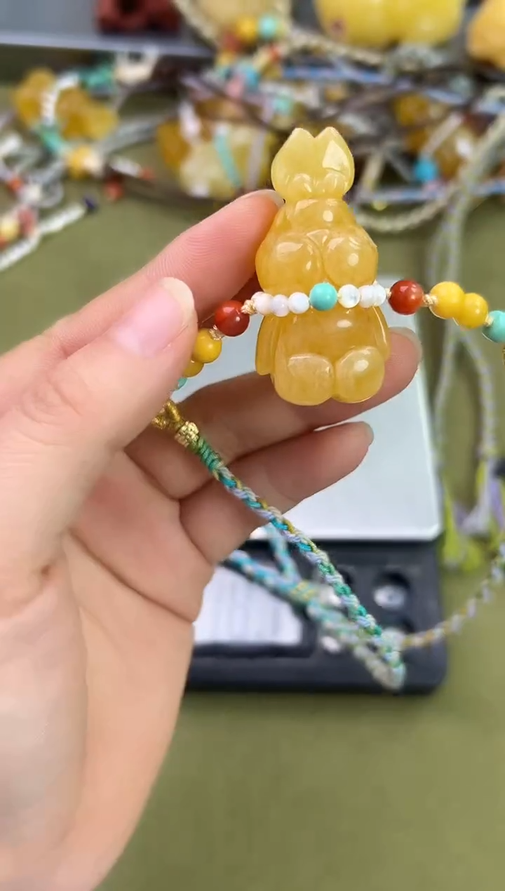 裸石琥珀未镶嵌琥珀蜜蜡吊坠