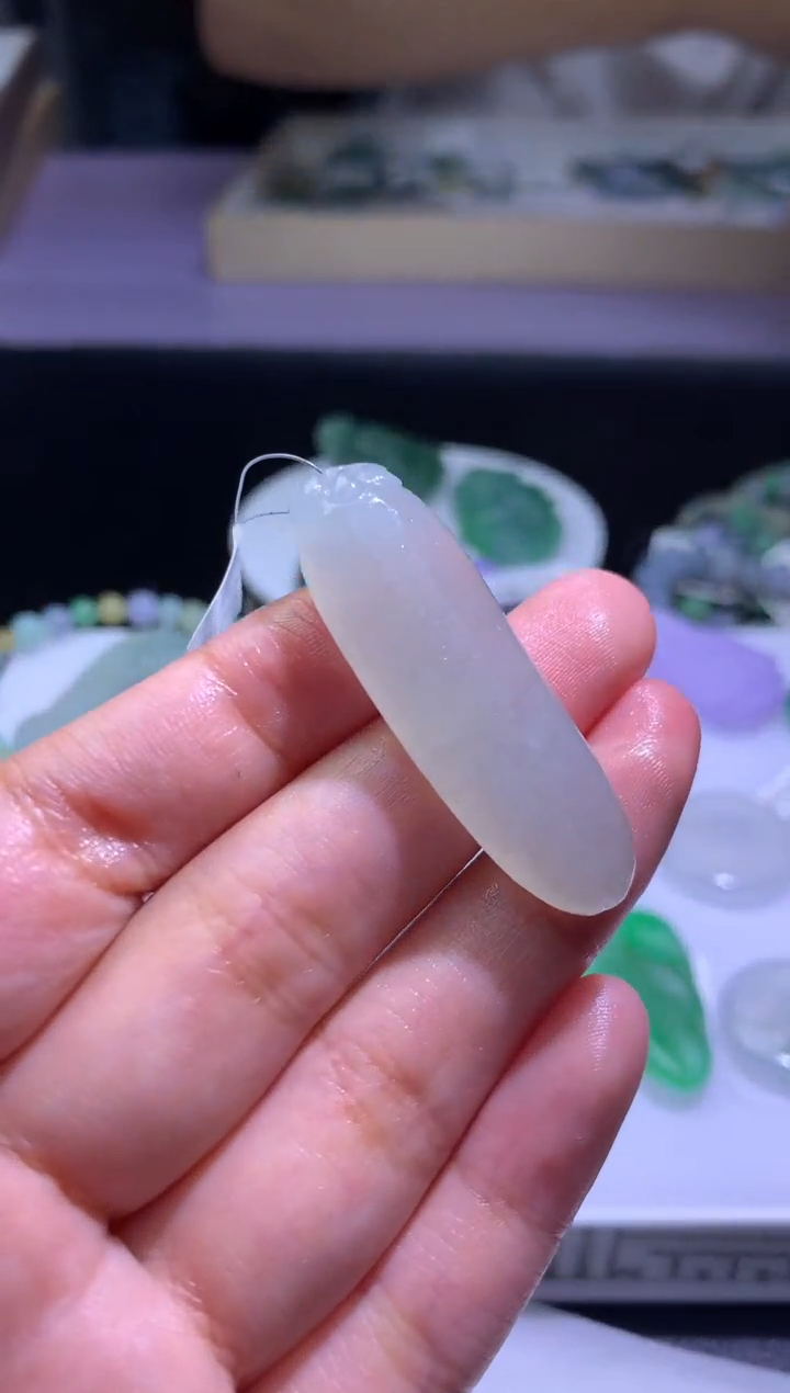 定制翡翠未镶嵌毛货