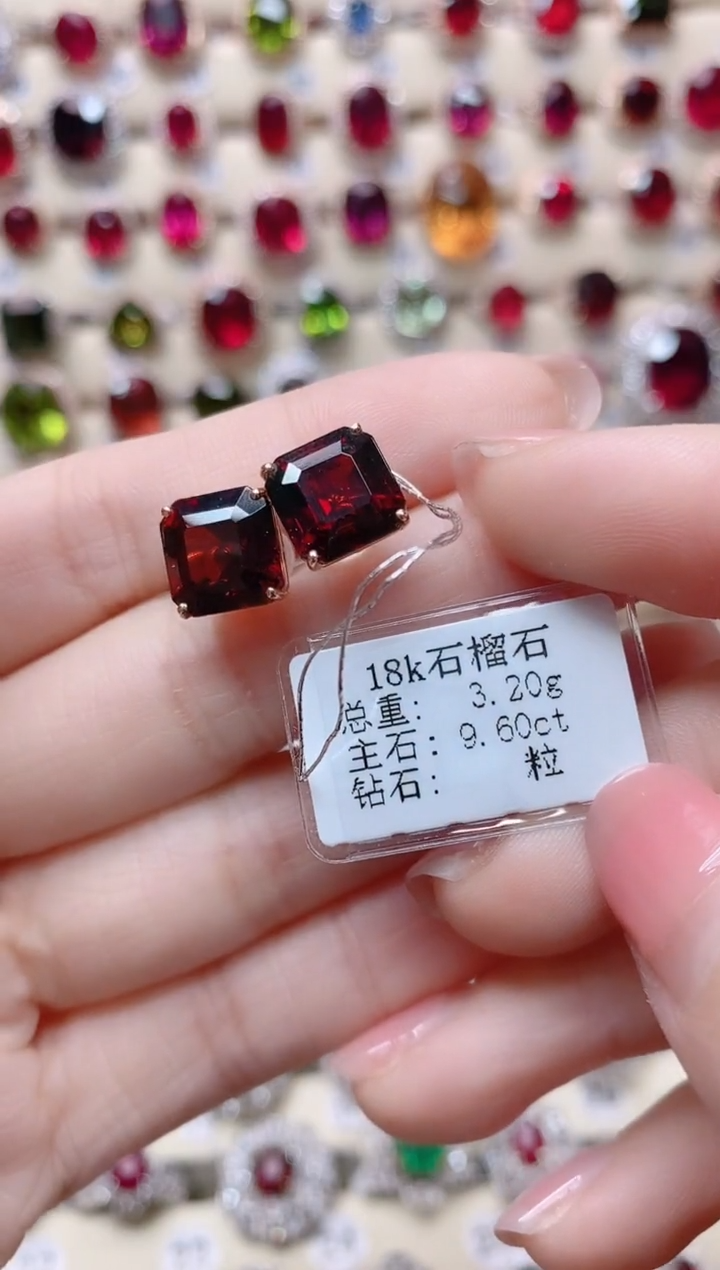 【闪购商品】石榴石18K金耳饰18K金镶嵌1