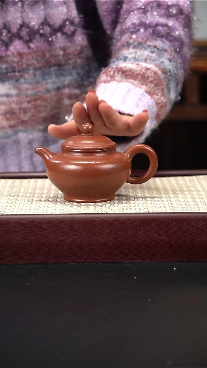 茶壶紫砂红降坡 掇只 