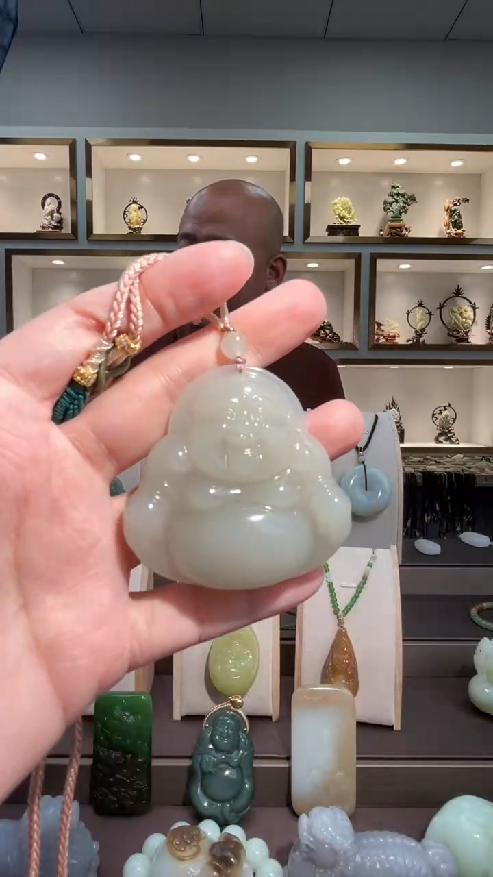 颈饰未镶嵌和田玉苏