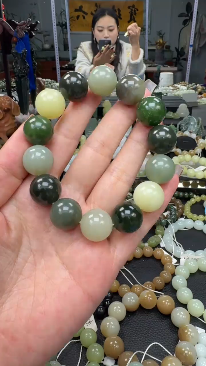未镶嵌手串和田玉新疆多宝卡16