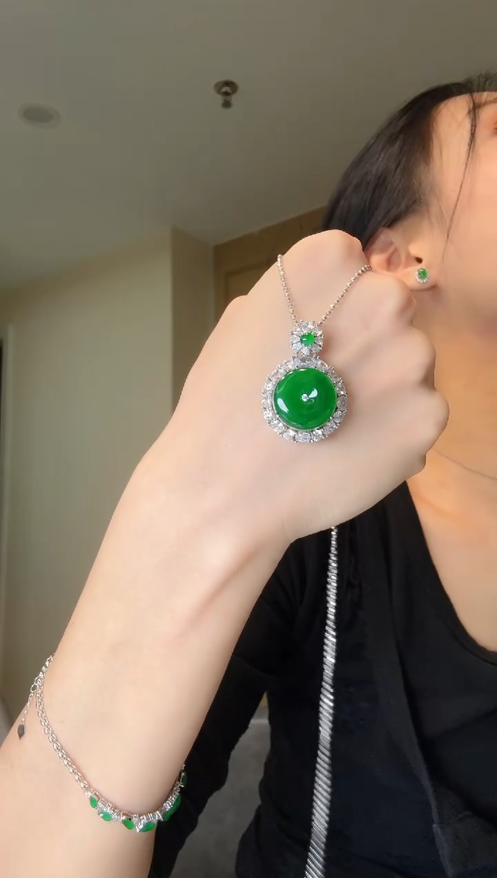 翡翠银S925镶嵌吊坠(不含链)天然翡翠吊坠