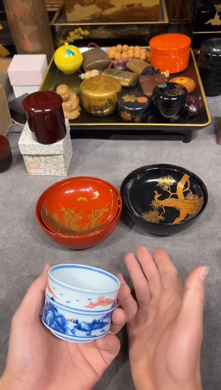 盖碗两只 大漆漆器大漆漆器