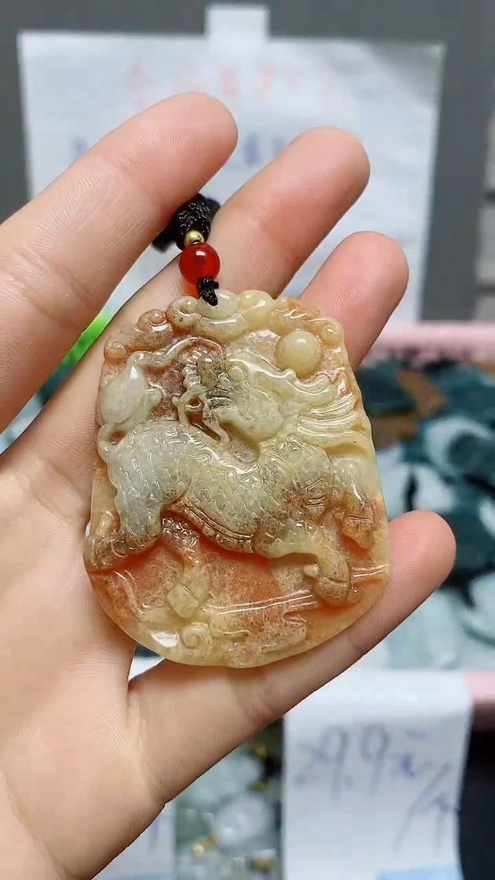 【闪购商品】翡翠颈饰未镶嵌天然翡翠A货