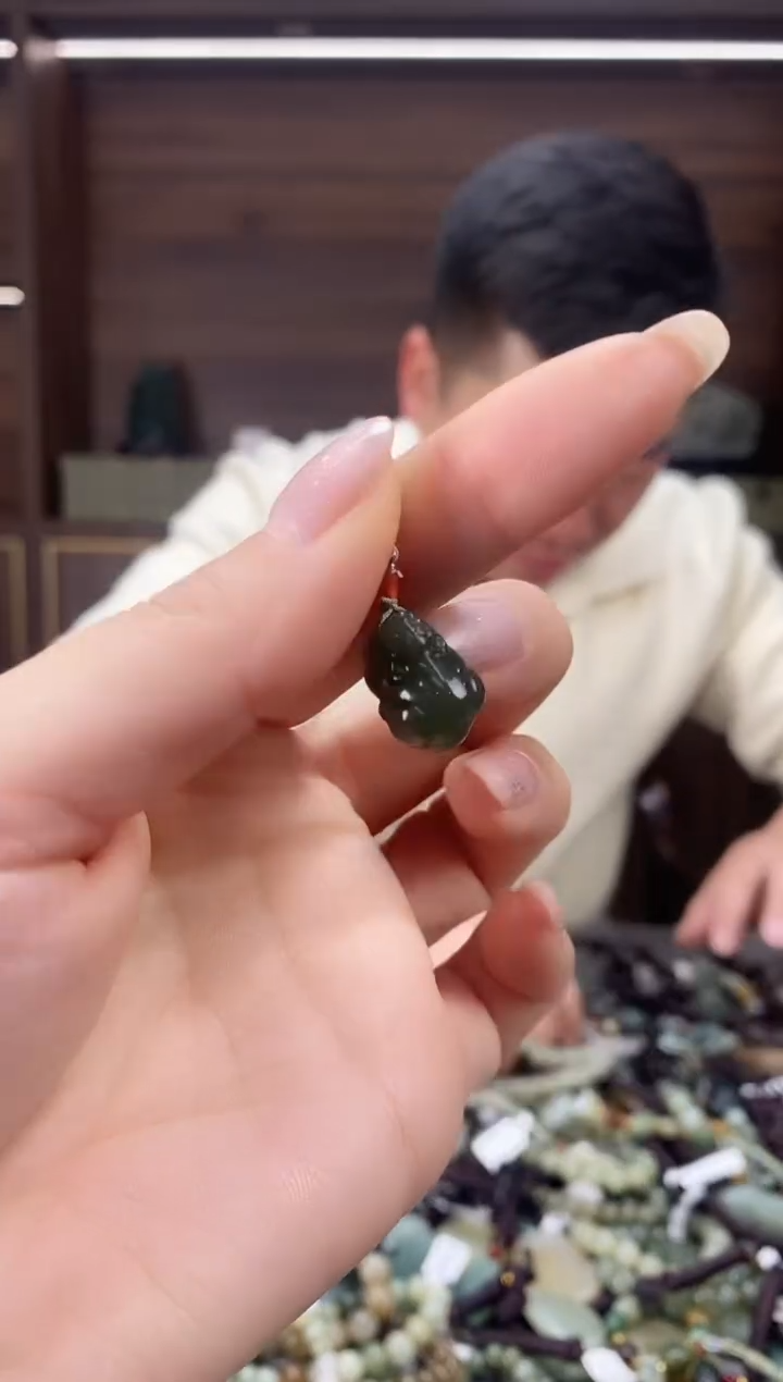 【闪购商品】和田玉颈饰未镶嵌多样性发货，拍一发一