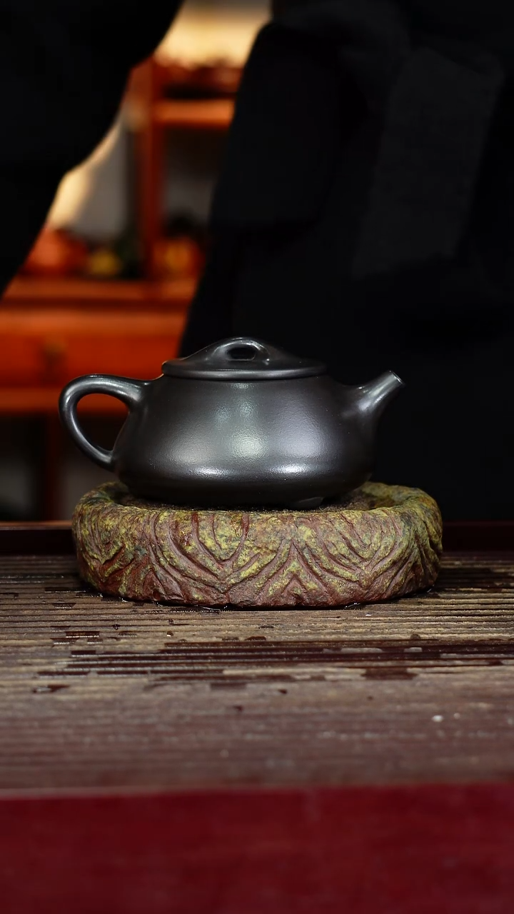 宜兴原矿紫砂壶茶壶宜兴原矿紫砂壶茶壶260C