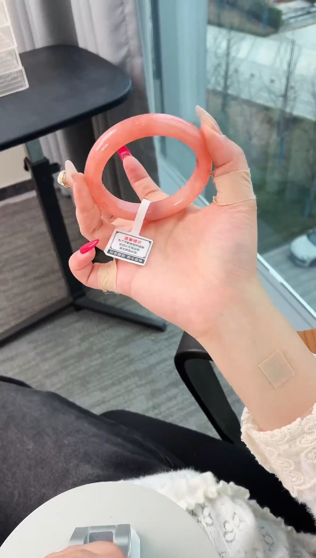 未镶嵌手镯石英质玉101.55