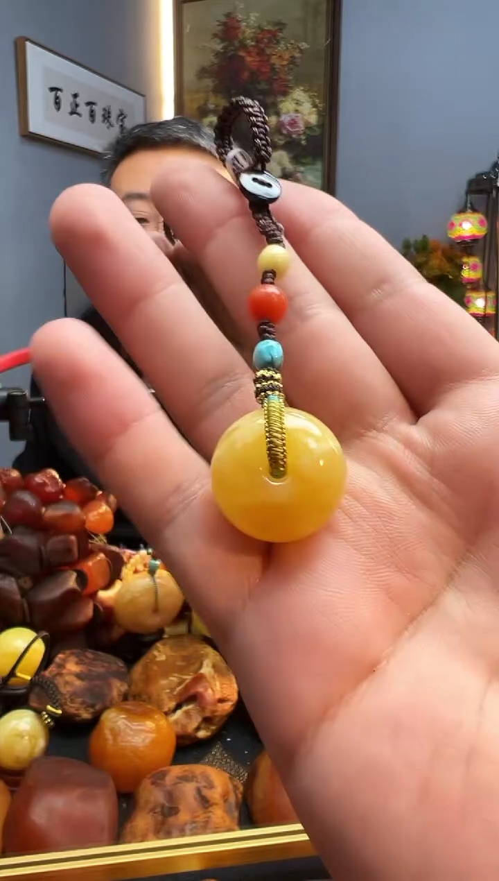 琥珀颈饰未镶嵌挂件