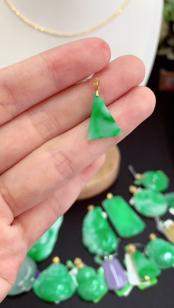 翡翠18K金镶嵌吊坠(不含链)挂件