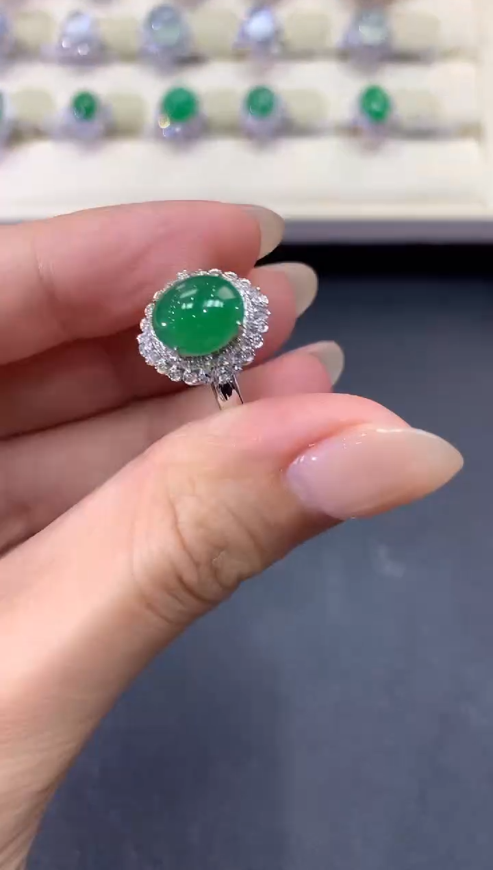 【闪购商品】翡翠戒指18K金镶嵌a90