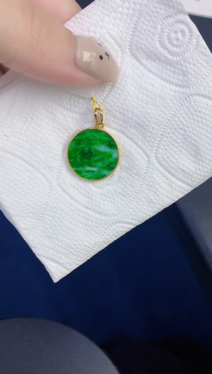 颈饰未镶嵌翡翠缅甸天然翡翠A货