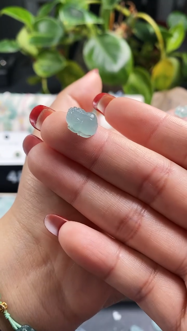 【闪购商品】翡翠裸石翡翠貔貅