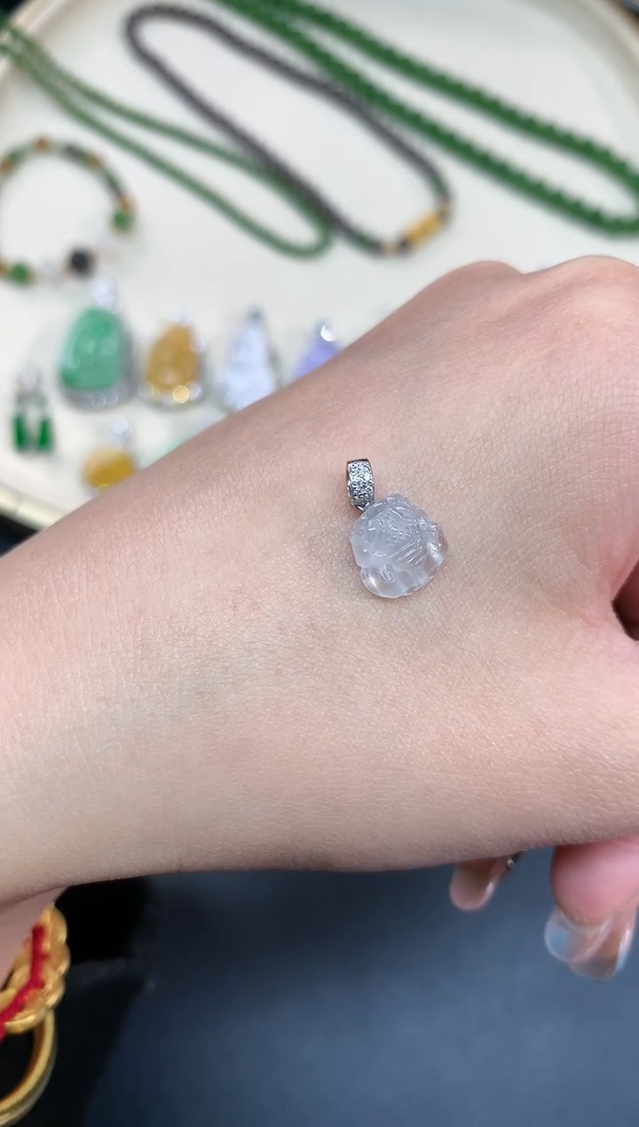 【闪购商品】翡翠吊坠(不含链)18K金镶嵌吊坠A45|980