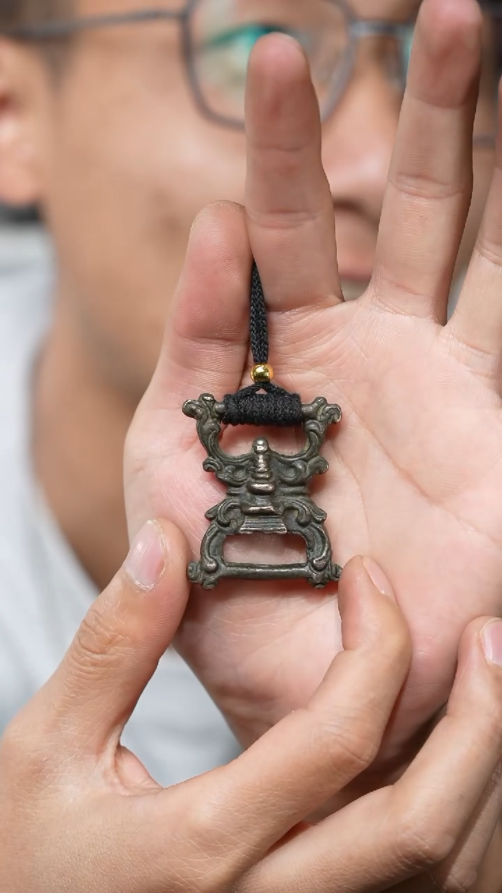 【闪购商品】老扣（多样性发货，发其一）