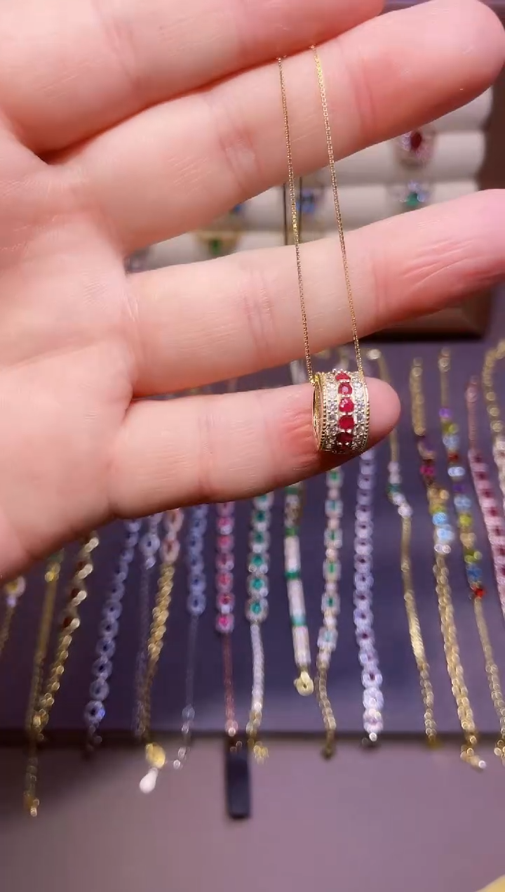 【闪购商品】红宝石颈饰银S925镶嵌一条