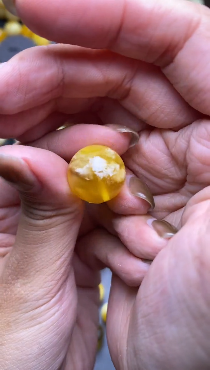 【闪购商品】琥珀裸石未镶嵌大小姐珠宝严选104