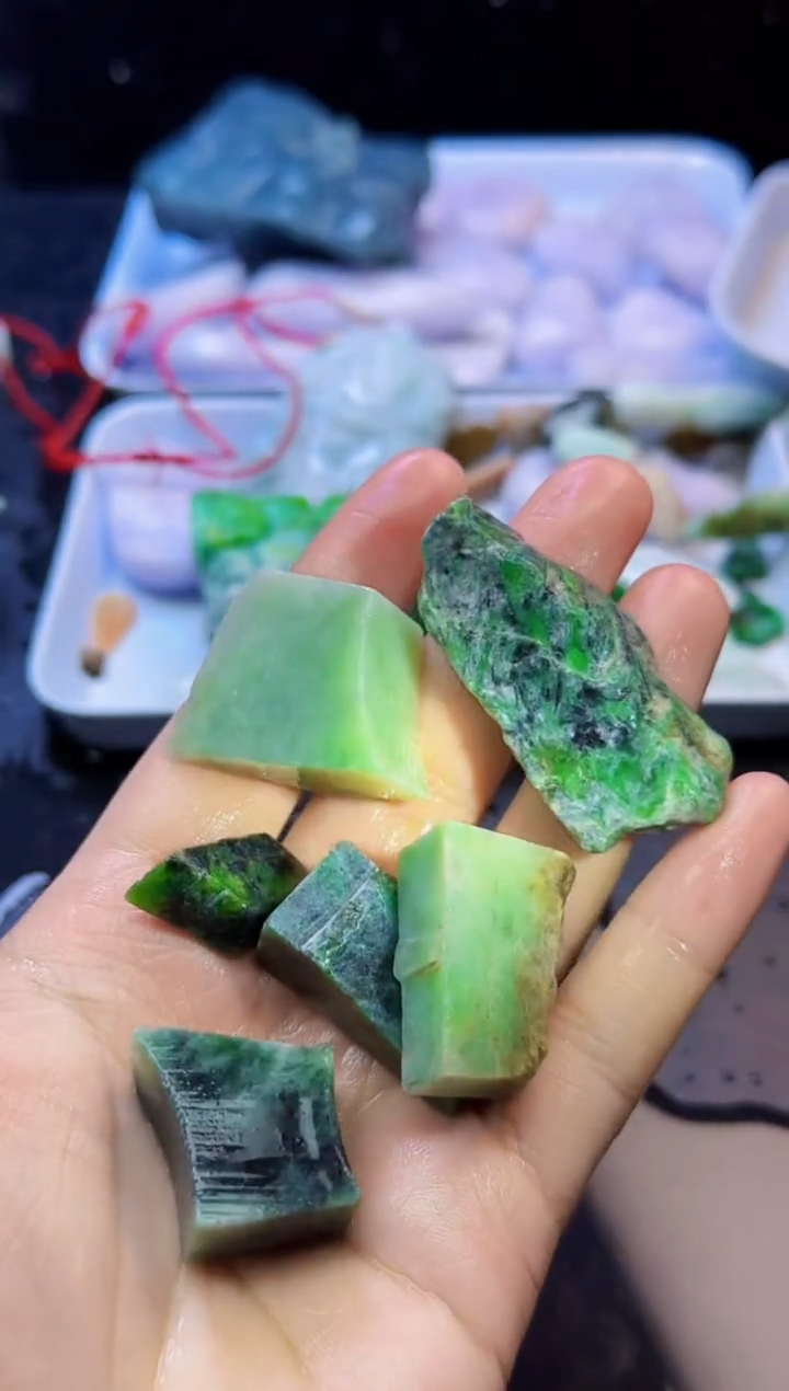 颈饰未镶嵌翡翠021