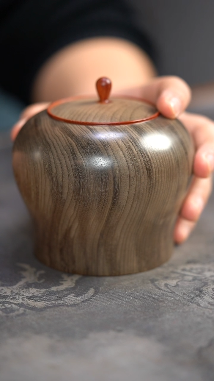 【闪购商品】金丝楠木雕696号阴沉满花纹精工茶仓茶叶罐