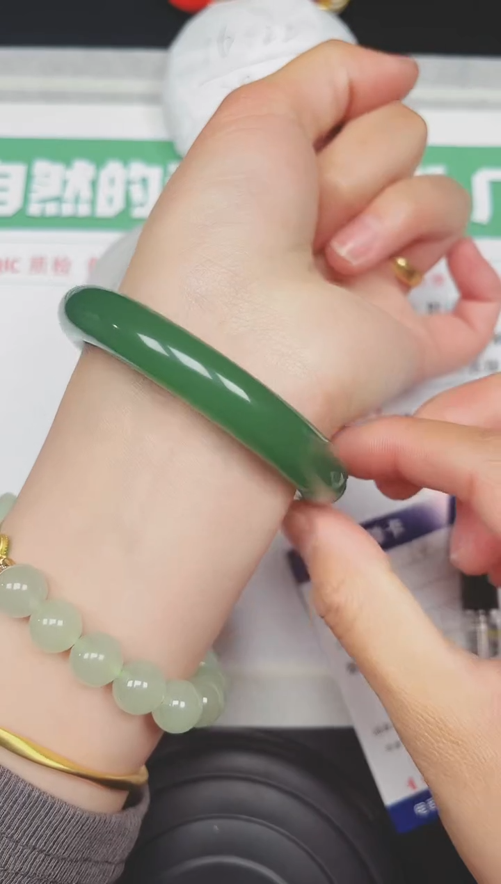 【闪购商品】石英质玉手镯未镶嵌14-56.4