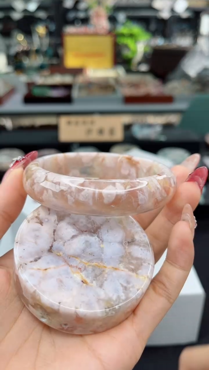 【闪购商品】石英质玉手镯未镶嵌61圈口（赠品镯心）1931001