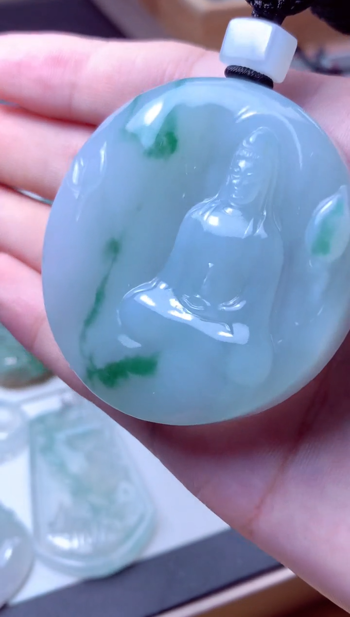 颈饰未镶嵌翡翠天然A货翡翠