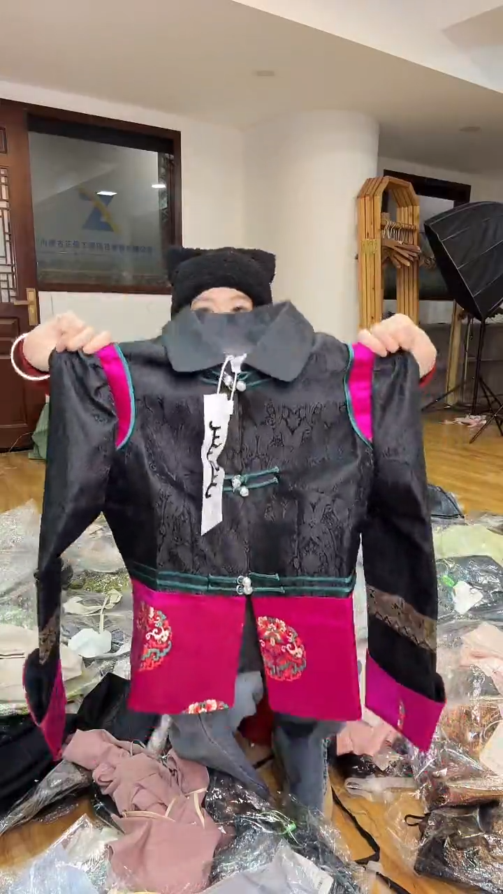 M码       90-105斤   外套