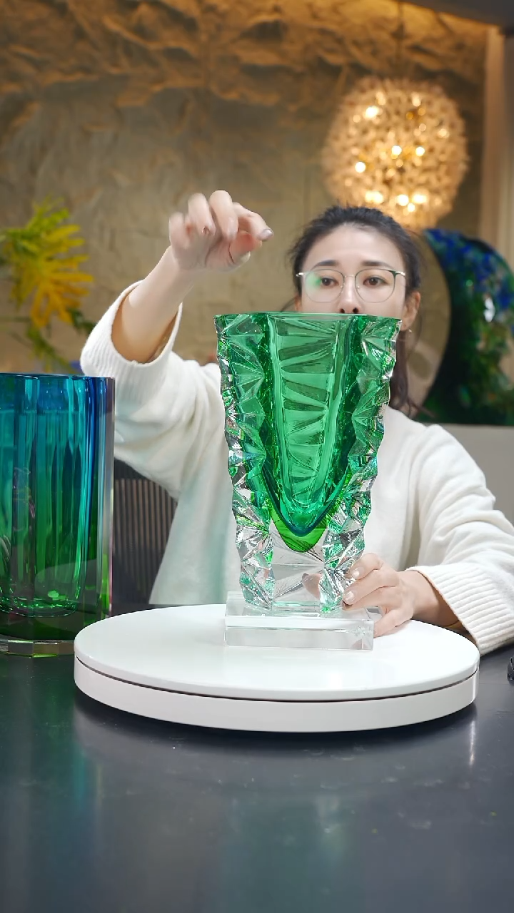 手工艺品琉璃祖母绿冰岛火山