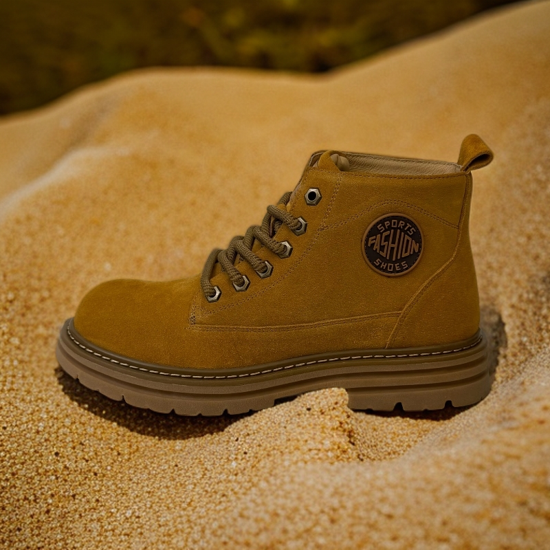 手工头层牛皮大黄靴男户外工装靴马丁靴百搭防滑秋冬休闲机车靴