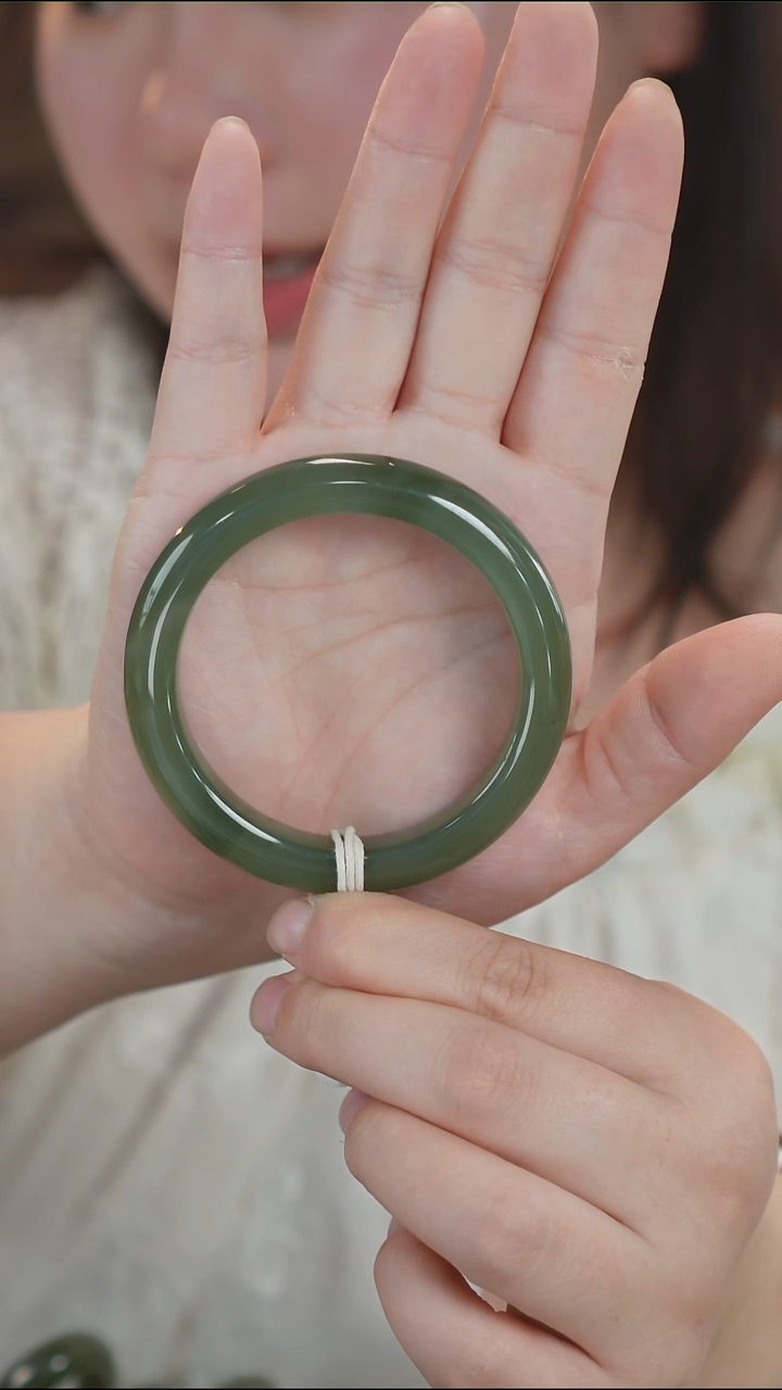 和田玉手镯未镶嵌45【柚子来啦】和田玉拍一发一56