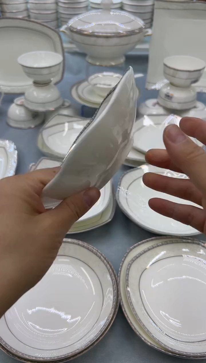 骨瓷玲珑7菊花2个  