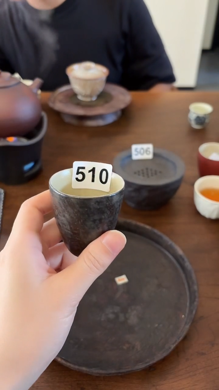 摆件510黑色小杯子