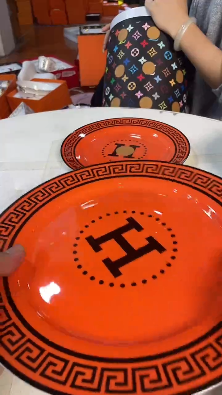 杯鸿辉家品牌瓷器，京东包邮！