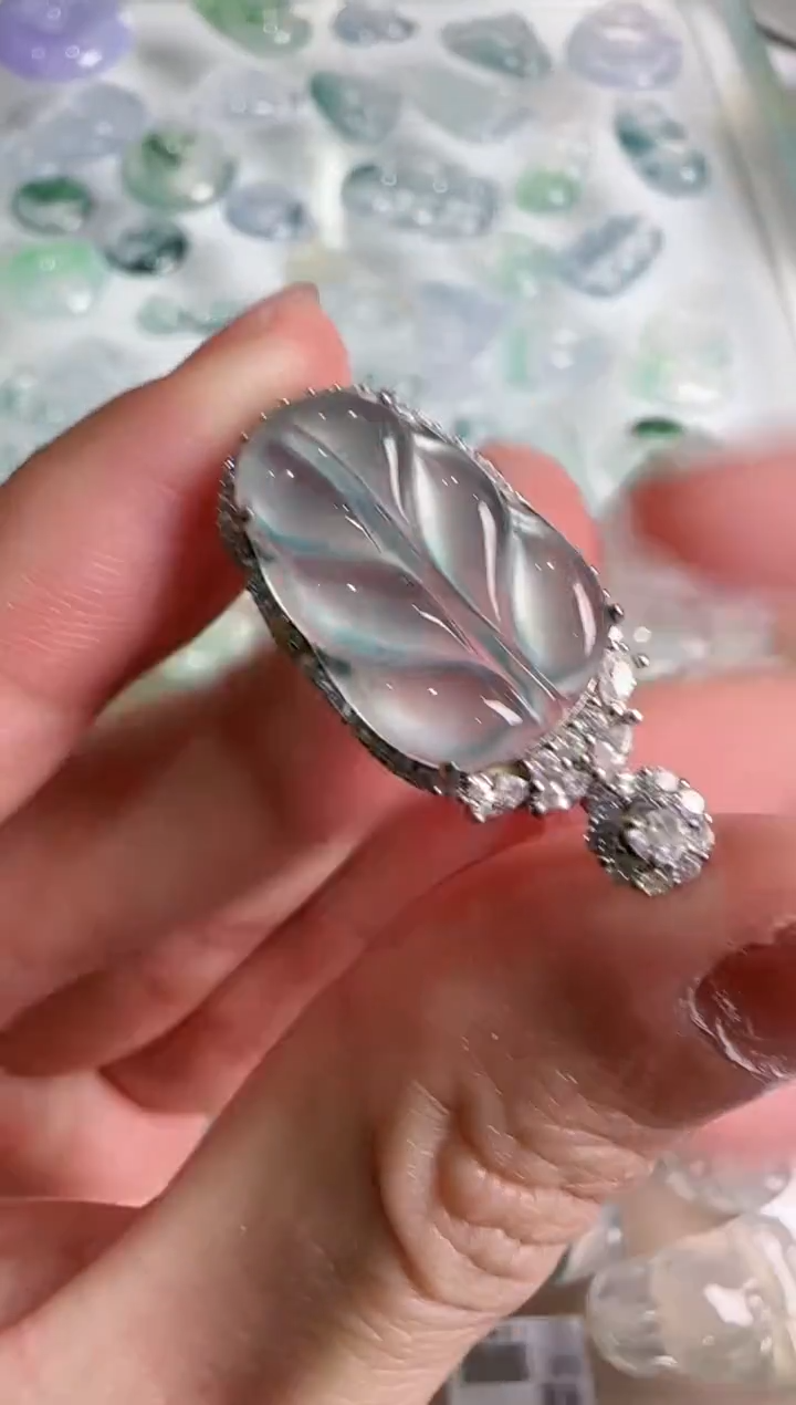 【闪购商品】翡翠吊坠(不含链)银S925镶嵌··