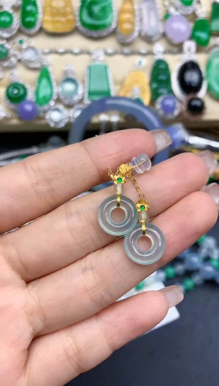 颈饰18K金镶嵌翡翠335-中国好珍宝