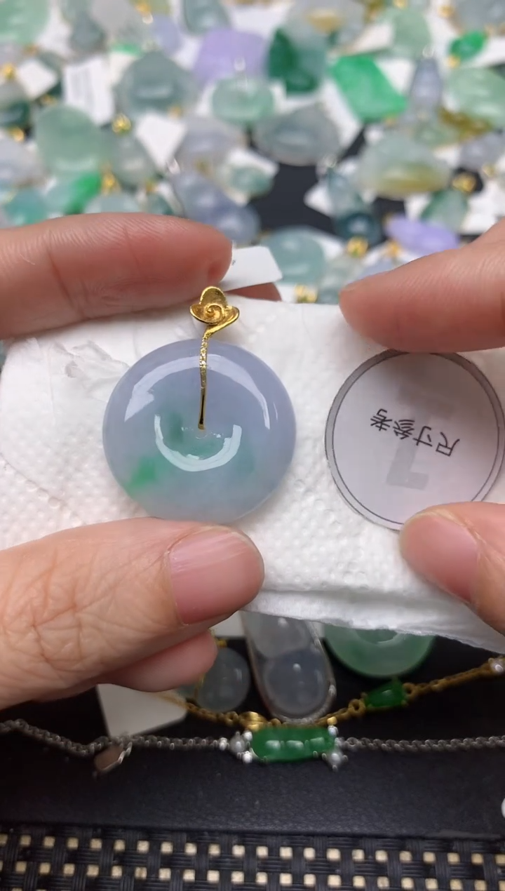 颈饰18K金镶嵌翡翠天然缅甸A货翡翠