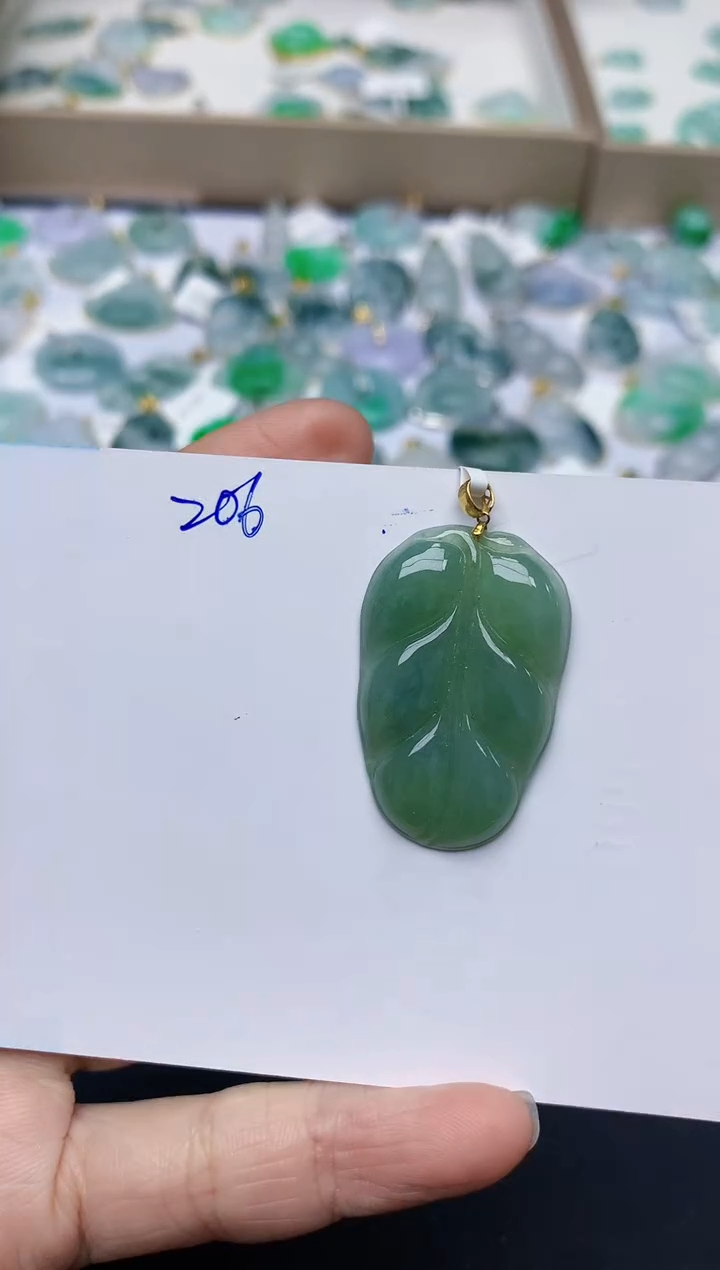 【闪购商品】翡翠颈饰18K金镶嵌天然翡翠A货    