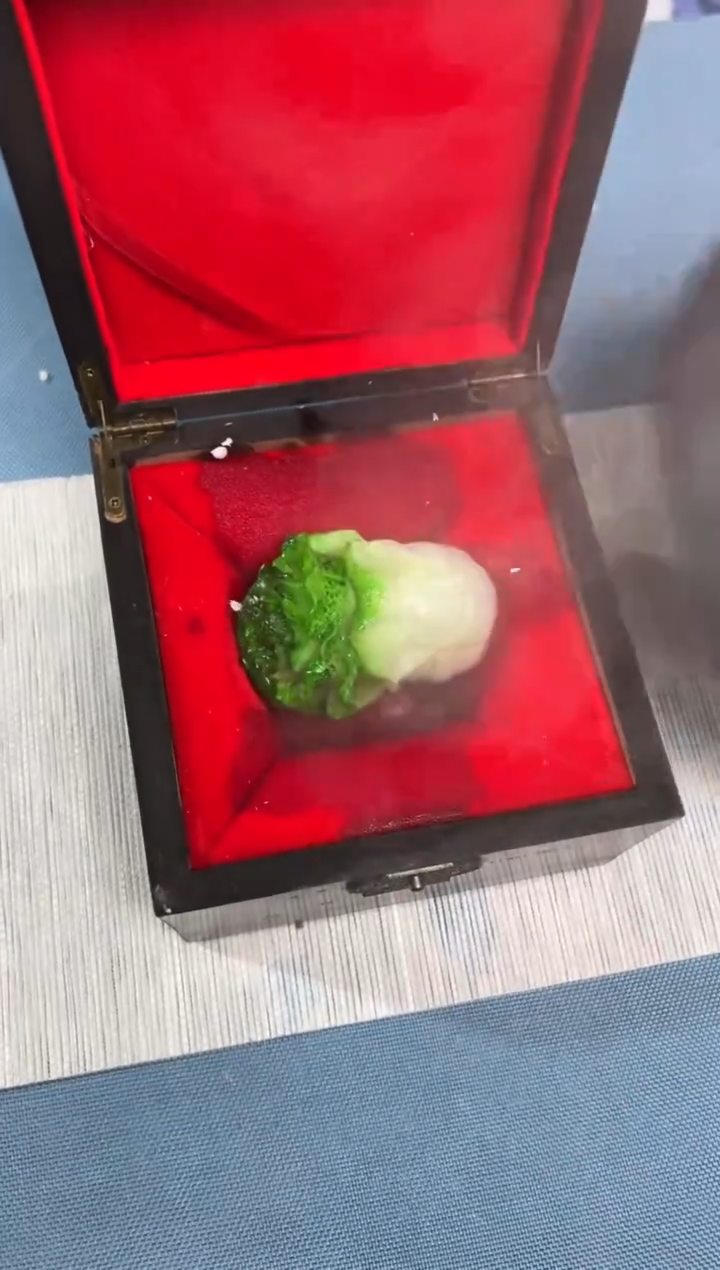 瓷片---------------------------闪购链接白菜（不带图中礼盒）