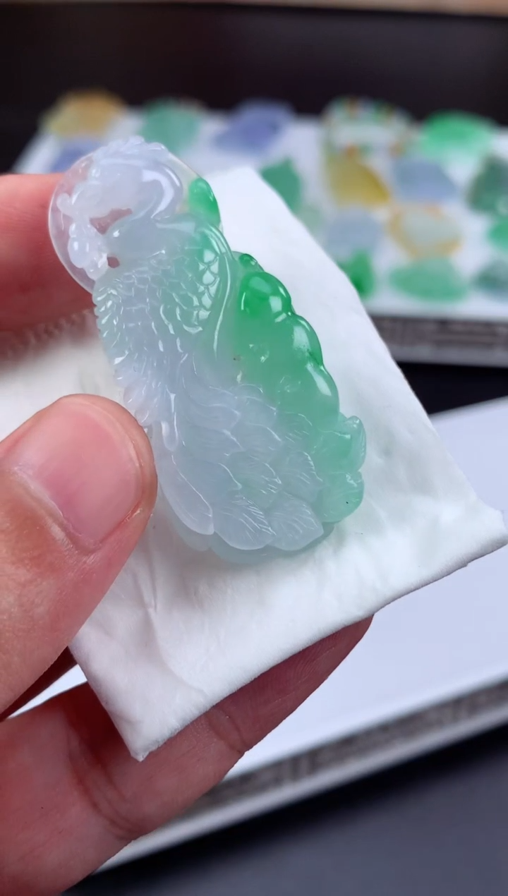 定制翡翠未镶嵌翡翠