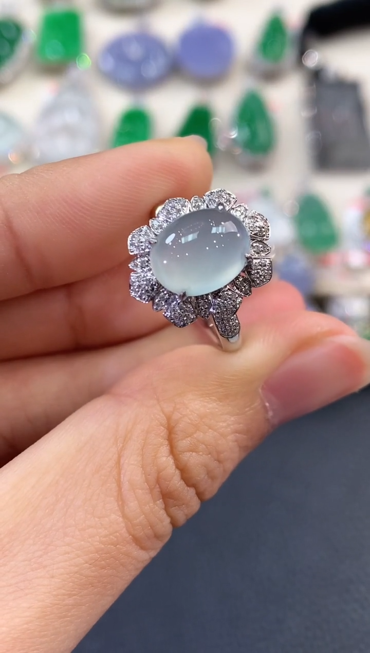 【闪购商品】翡翠戒指18K金镶嵌 B61