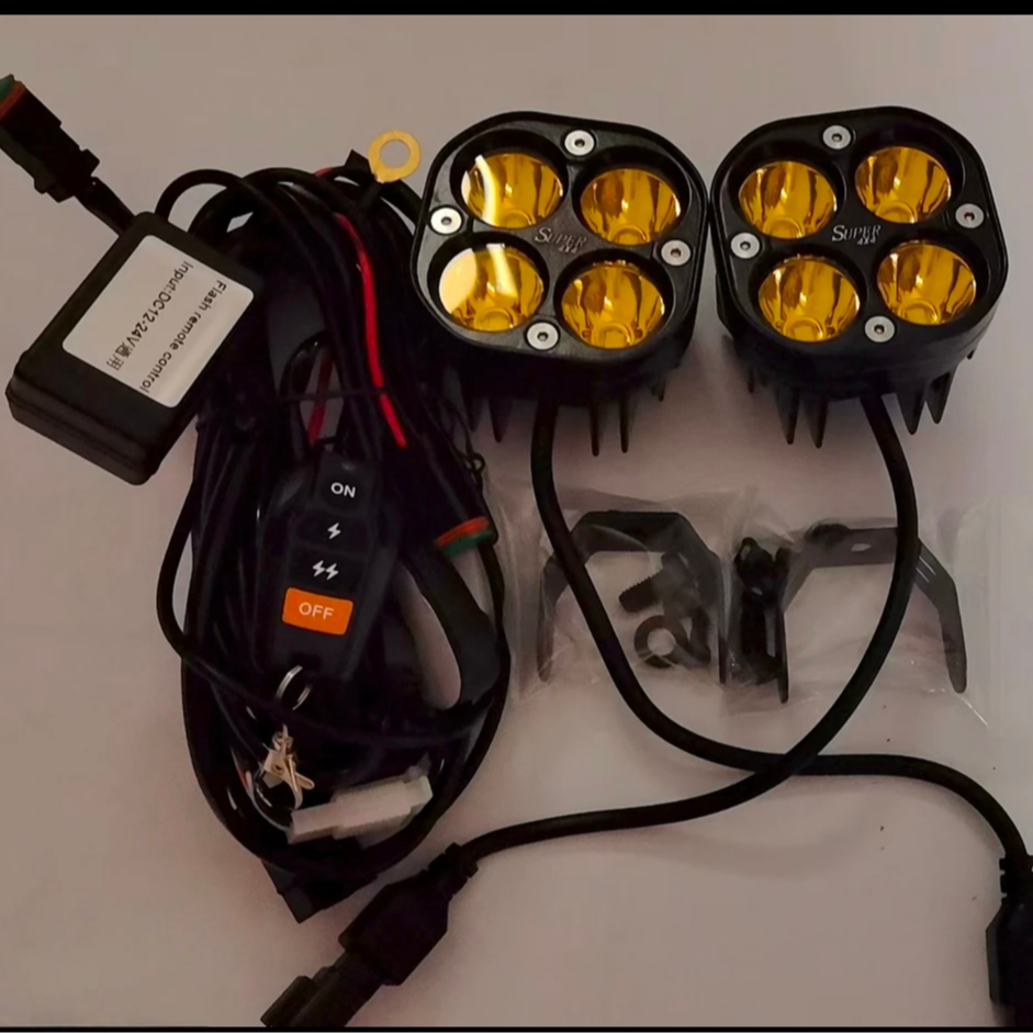 A柱四叶草灯3寸前杠车顶越野车射灯坦克300猛禽BJ40超亮聚光灯