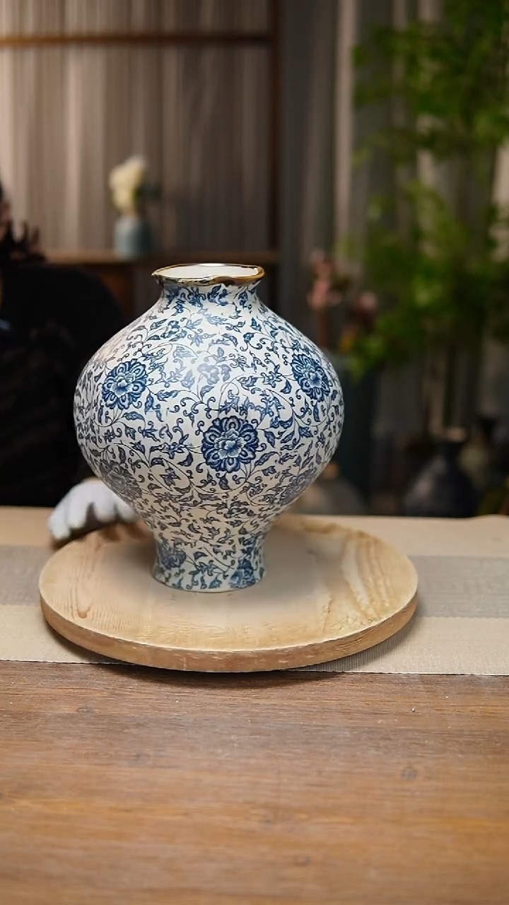 【闪购商品】陶瓷  花器青花瓷缠枝莲灯笼