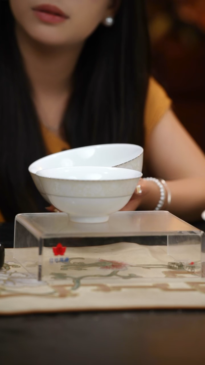 4个微瑕白玫瑰5英寸加大饭碗
